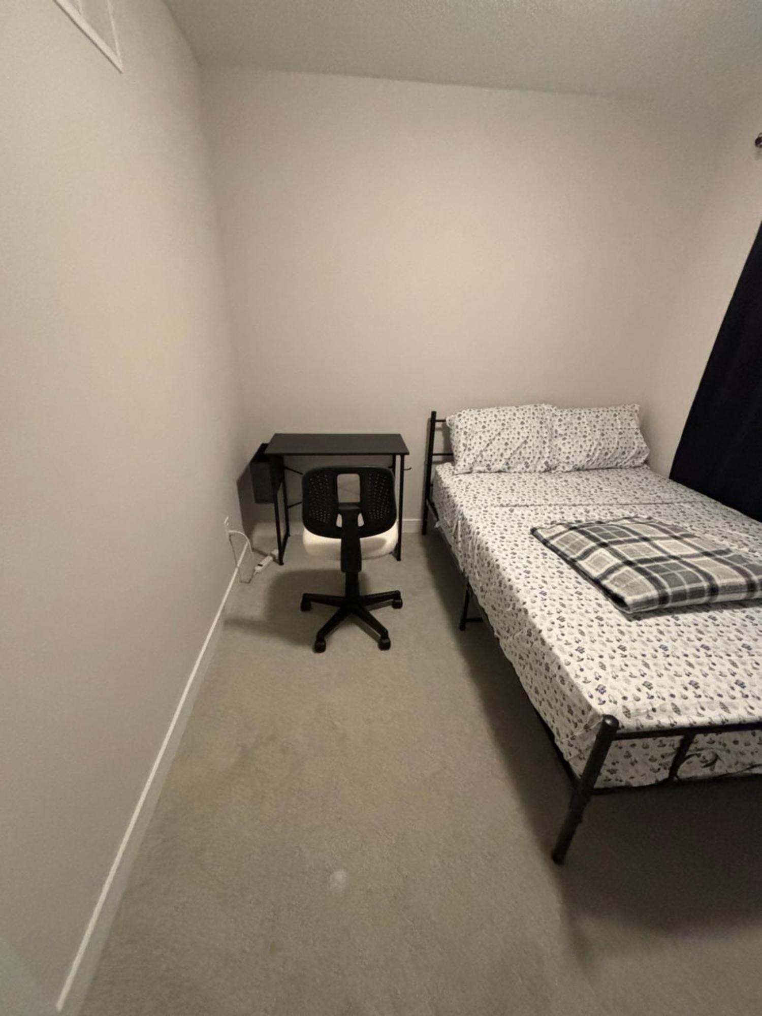 Cozy Modern In A Family Friendly Neighborhood *